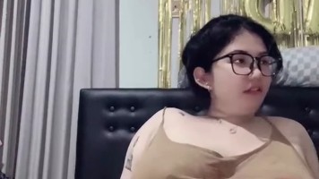 Tobrut Gemoy Kobel Meki Nyepong Lanjut Ngewe