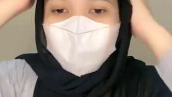 Bokep Indo Rani Nakal Remas Susu Jilbab Transparan