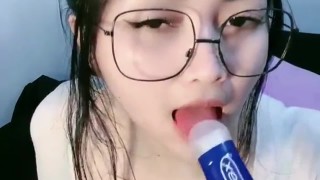 Buka Masker Zara Cakep Mendesah Sepong Anu Mango
