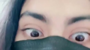 Bokep Indo Zarah Jilbab Buka2an Pamer Uting