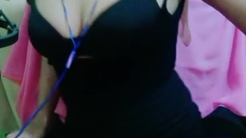 Bokep Jilbab – Ukhty Live Buka-Bukaan Part 2