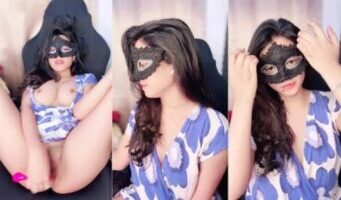 Santuy Ngangkang Sex Toys Uchaylla Baju Putih Ungu HOT51