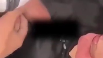 Jilbab Kena Genjot 3some Didalem Mobil