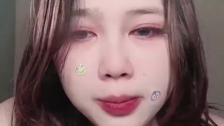 Pamer Lekuk Tubuh Debby Bahenol Mantap Juga Mango