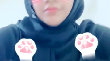 Jilbab Host Cantik Joged Live