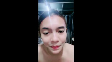 Ngangkang Colmek Jilatin Uting Toketnya Quensybila ID 15608464 Mango